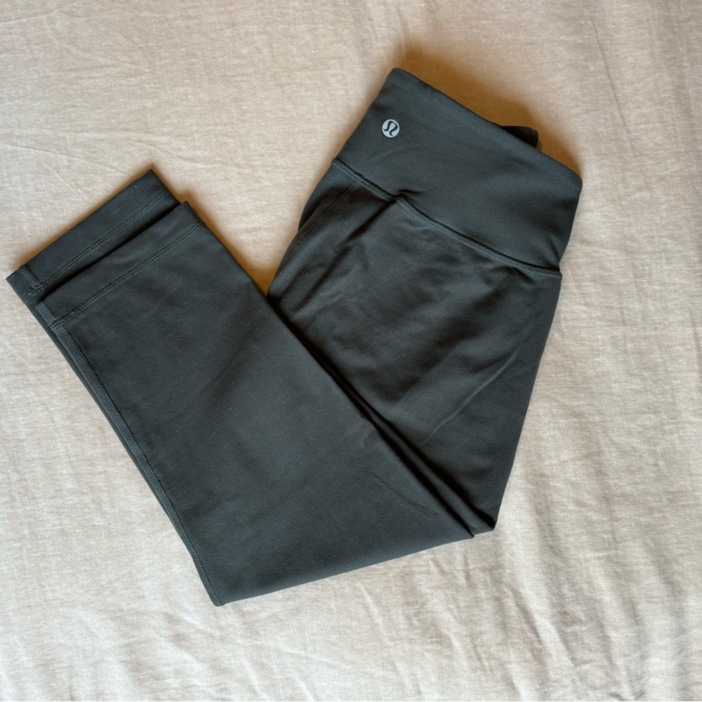 Lululemon Workout Leggings 6